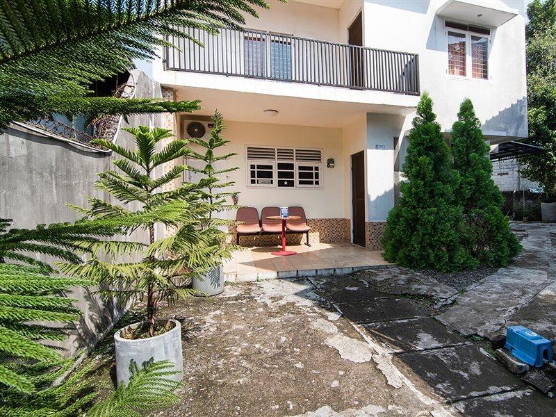 Готель Kost Carmelia Syariah Baranangsiang Богор Екстер'єр фото